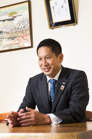 西岡徹人